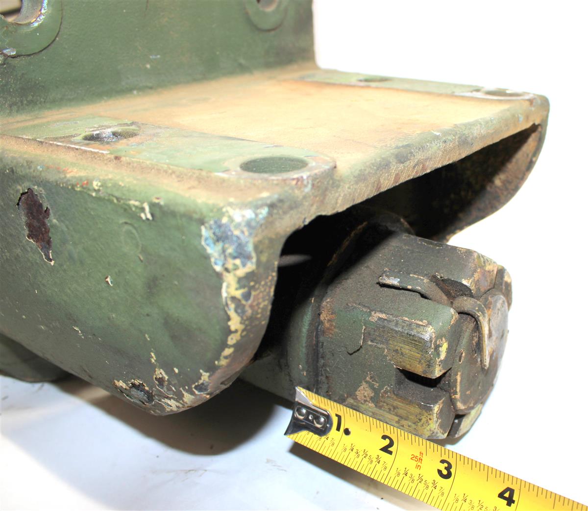 5T-2133  | 5T-2133 Pintle Hitch Assembly with Mounting Bracket M809 M939 M939A1 M939A2 (9).JPG