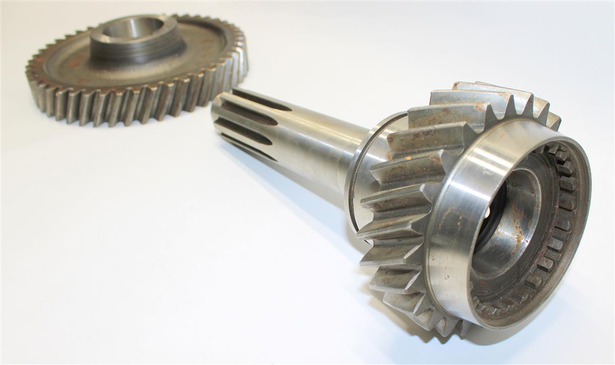 5T-2142 | 5T-2142  Spicer Helical Transmission Gearshaft With Helical Gear .JPG