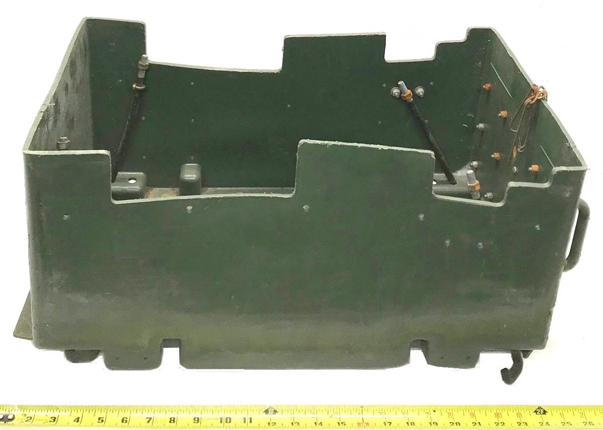 5T-525 | 5T-525  Battery Box  (3).jpg