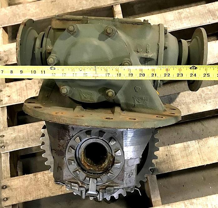 5T-540 | 5T-540  Differential Top-Loader Rockwell Axle(NOS) (6).jpeg