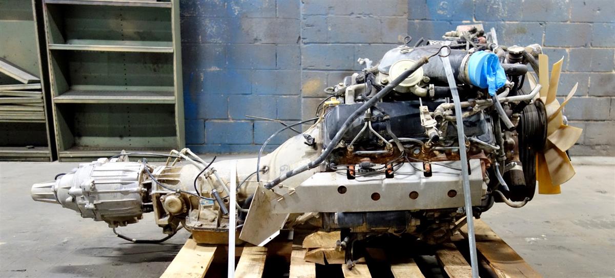 HM-700 | 6.2 Liter GM Diesel Engine for HMMWV USED (2).JPG