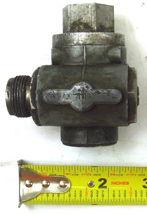 5T-739 | 6680-00-798-3058 speed - tachometer drive adapter (3).JPG