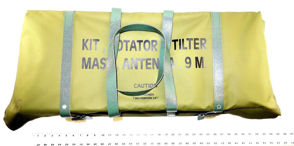 SP-1926 | 8105-01-307-5453 Wibe Tilter Telescopic 9 Meter Antenna Supply Bag (3) (Large).JPG