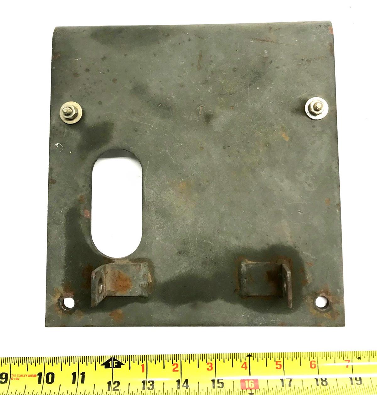 9M-1042 | 9M-1042  Radiator Upper Retainer Bracket M939 (1)(USED).jpg