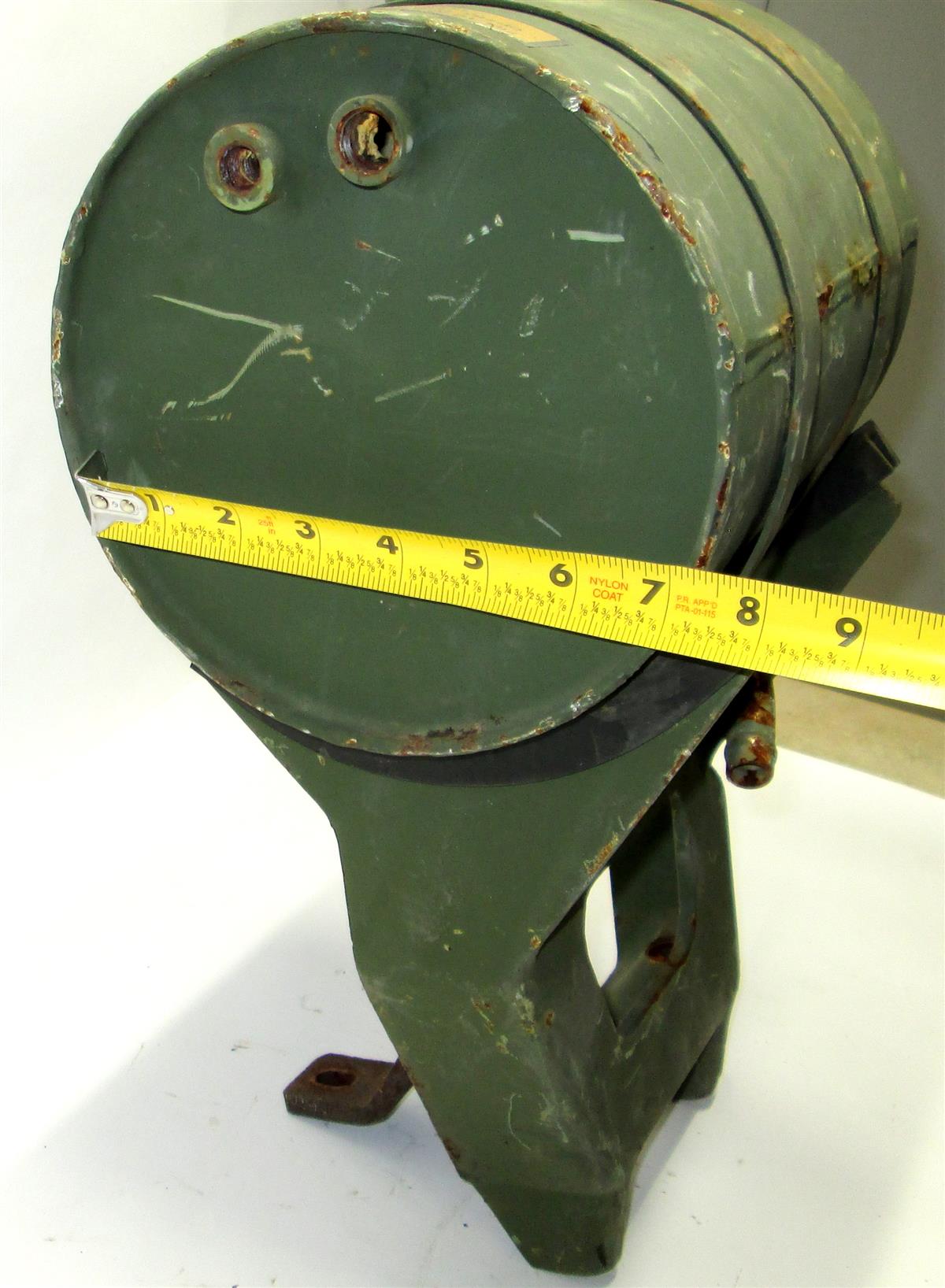 9M-1824 | 9M-1824 Radiator Overflow Surge Tank with Mounting Bracket M939A2 (29).JPG