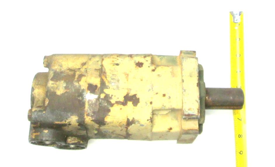 9M-1859 | 9M-1859 Front Winch Rotary Hydraulic Pump Motor M939A1 M939A2 (3).JPG