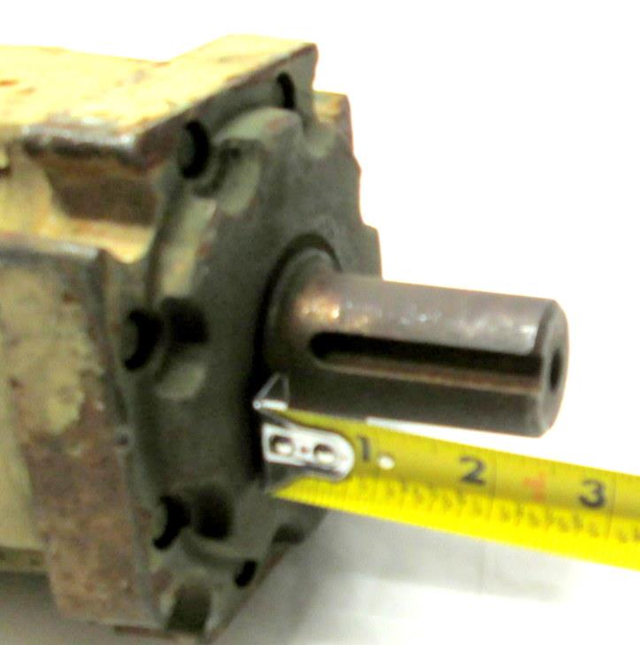9M-1859 | 9M-1859 Front Winch Rotary Hydraulic Pump Motor M939A1 M939A2 (5).JPG