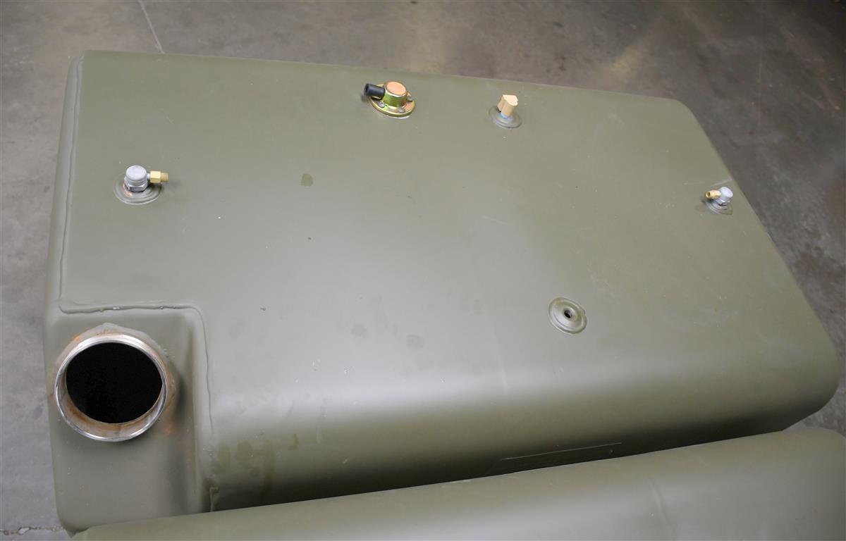 9M-798 | 9M-798 Fuel Tank Aluminum 81 Gallon Capacity M939A2 (1).JPG