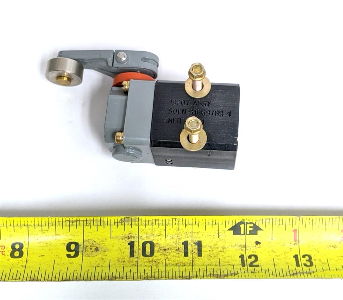 9M-819 | 9M-819  Parking Brake and Transfer Case Lock Switch (5).jpg