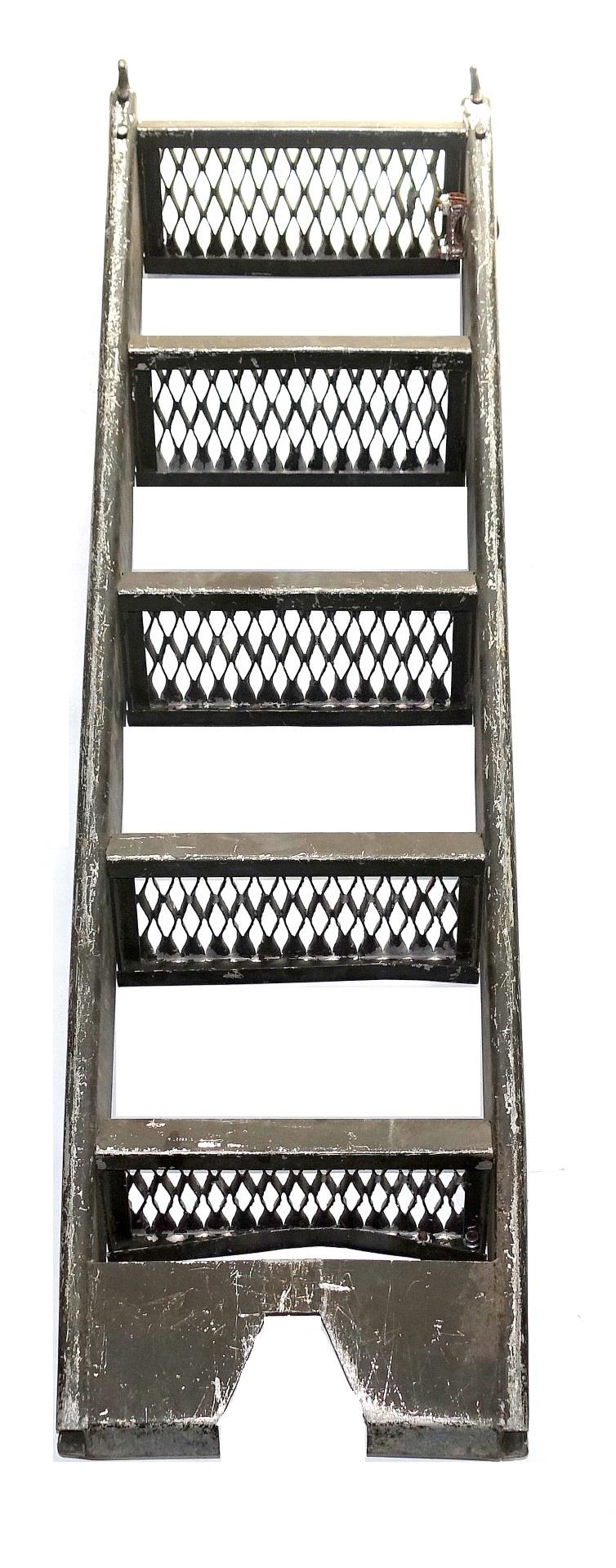 ALL-5213 | ALL-5213 5-Step Boarding Ladder (6) (Large).JPG