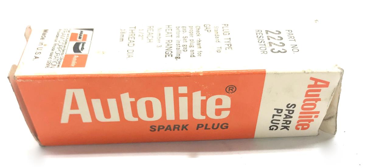 COM-5282 | COM-5282  Shielded Autolite Spark Plug (1).jpg