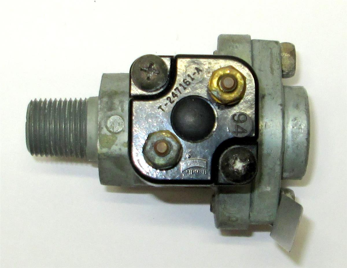 COM-5463 | COM-5463 Air Brake DC-4 Double Check Valve M915A1 M936 Series Update Pic (5).JPG