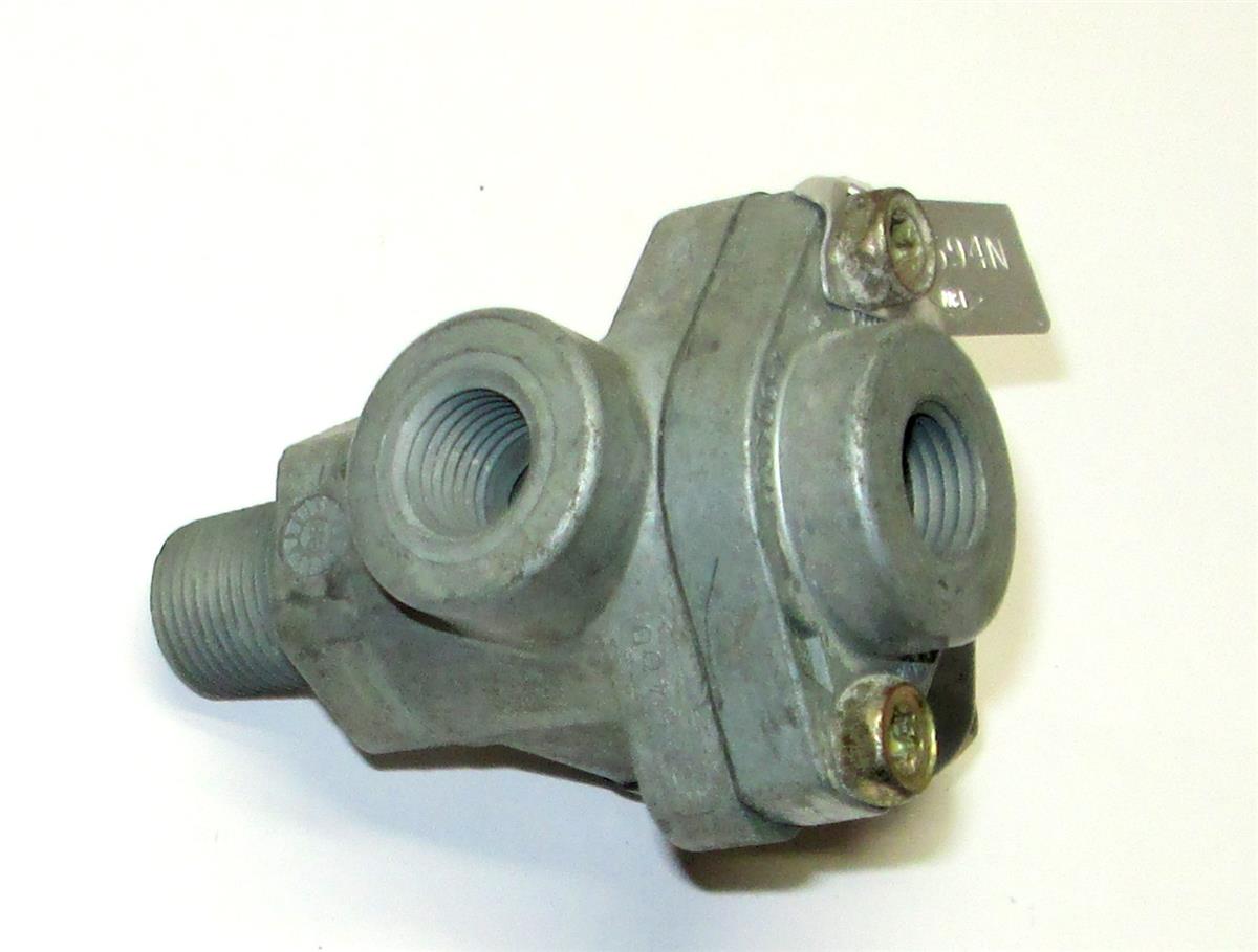 COM-5463 | COM-5463 Air Brake DC-4 Double Check Valve M915A1 M936 Series Update Pic (7).JPG