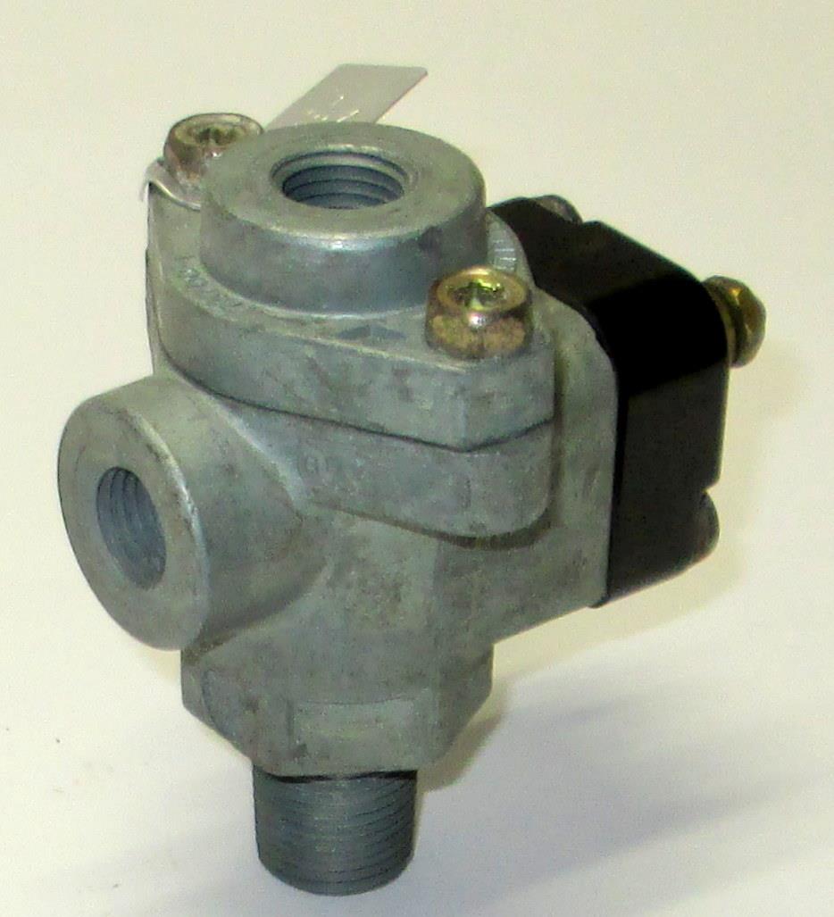 COM-5463 | COM-5463 Air Brake DC-4 Double Check Valve M915A1 M936 Series Update Pic (9).JPG