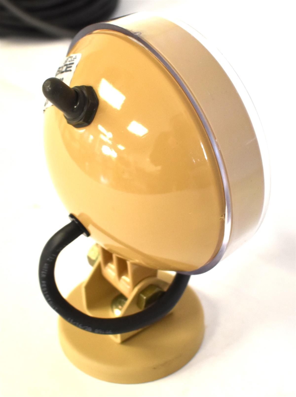 COM-5885 | COM-5885 Floodlight Electric Magnetic Base MRAP FMTV LMTV (17).JPG