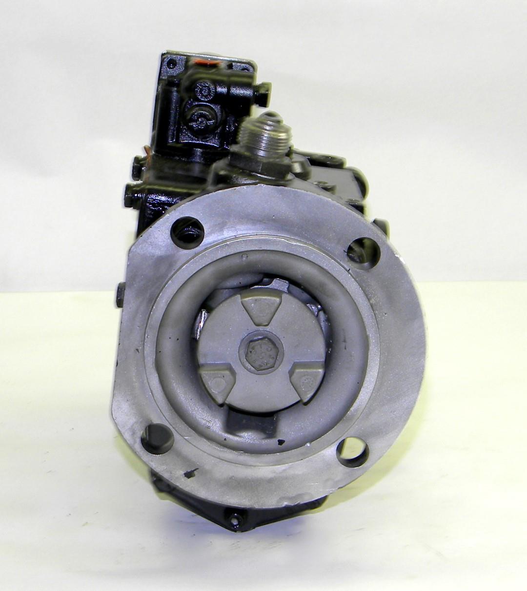 SP-1736 | Cummins Fuel Injection Pump for V903 Cummins Engine PN 3062520 Rebuilt (5).JPG