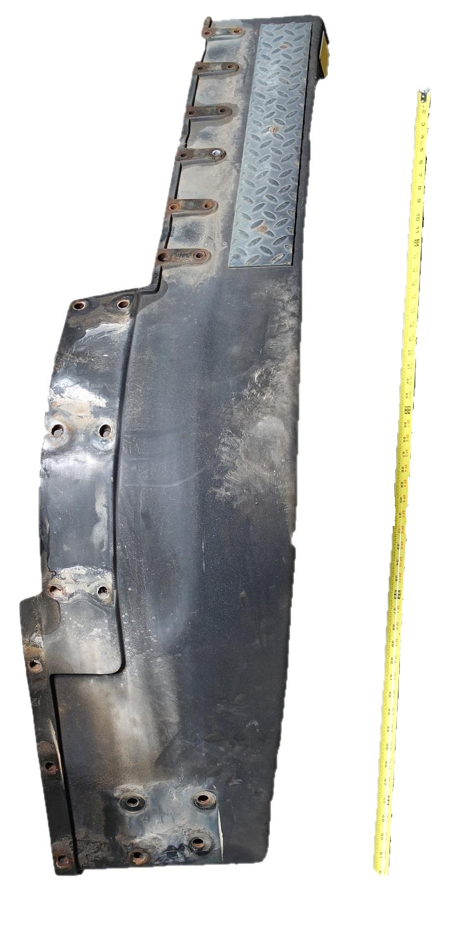 FM-295 | FM-295 LMTV-FMTV Left Hand (LH) Front Fender (9) (Large).JPG