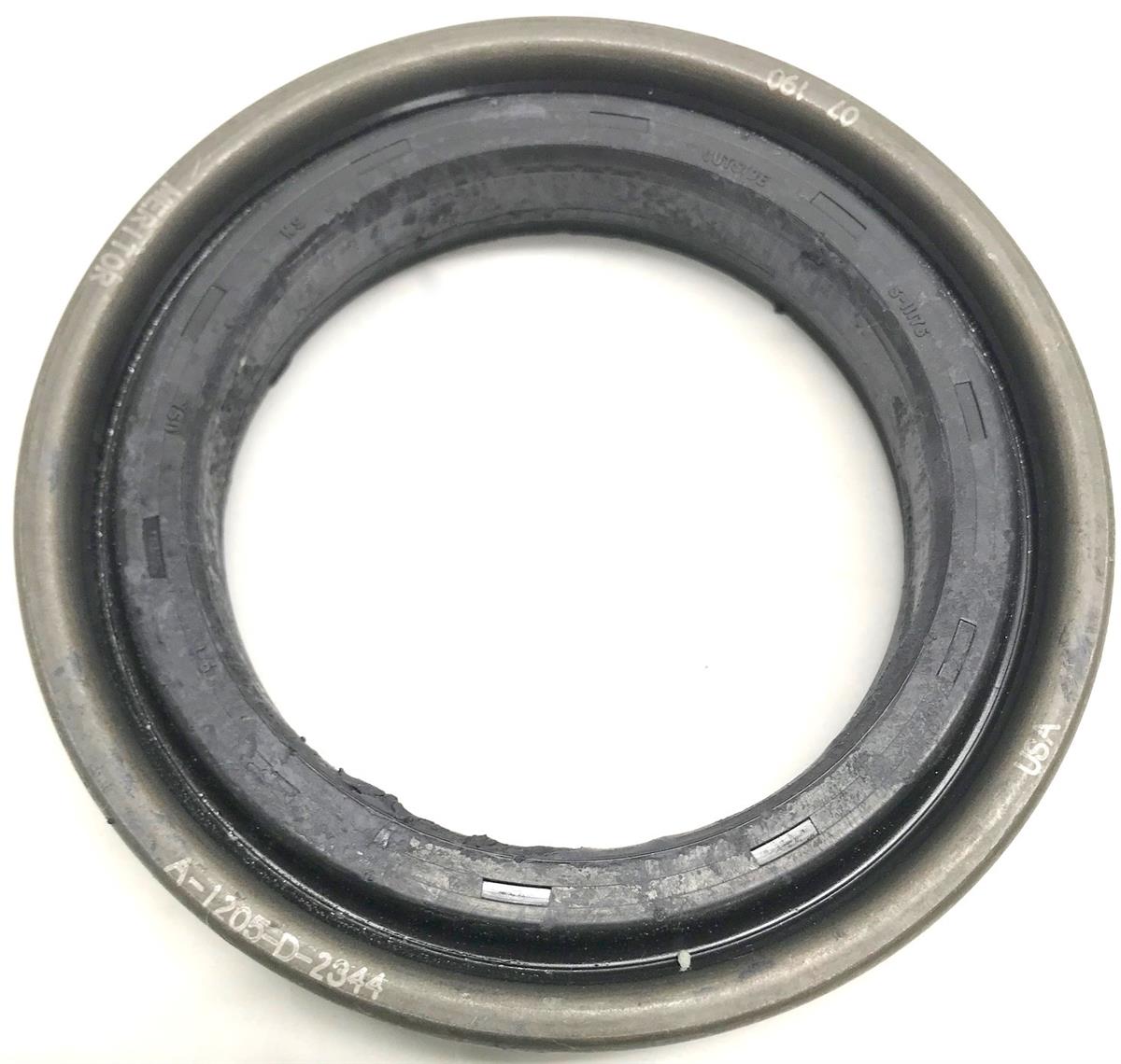 FM-334 | FM-334 Oil Seal Assembly (4).jpg