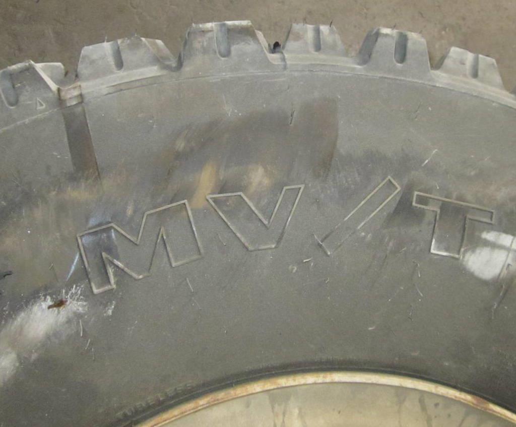 MRAP-360 | Goodyear MVT 39585R20 Tire With Rim (4).JPG