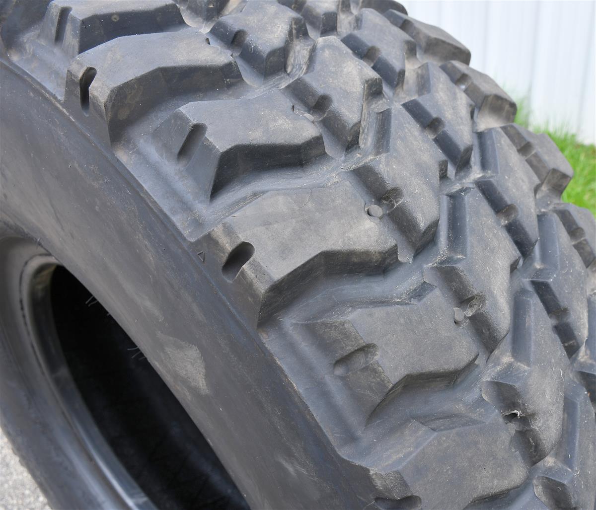 TI-124C | Goodyear MVT MVT 39585R20 Tire Used (1).JPG