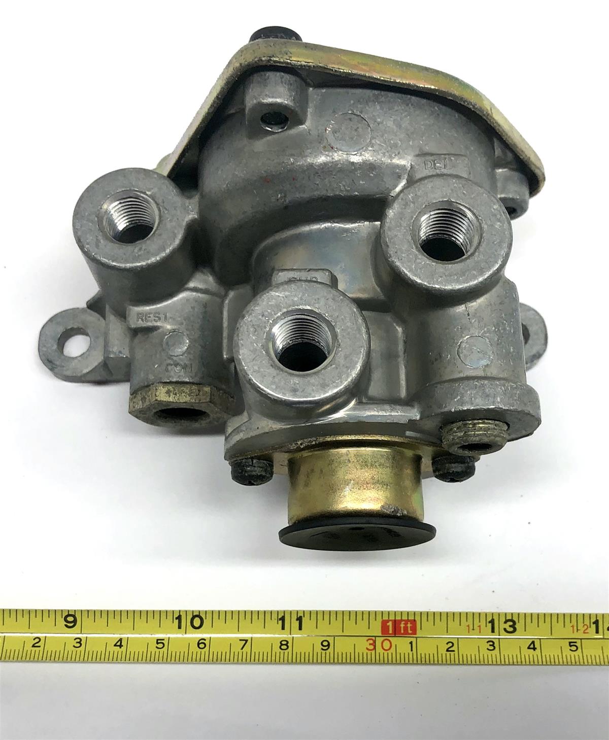 HET-128 | HET-128 M911 Pneumatic Brake Valve  (3).JPG