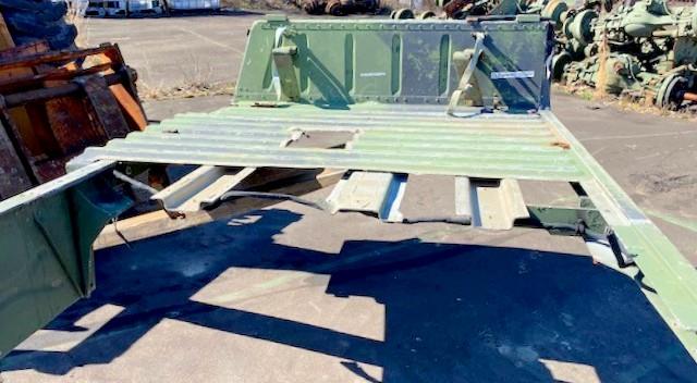 HM-1039 | HM-1039 Rear Body Section with Fenders and Ammo Box Brackets HMMWV  (4).jpg