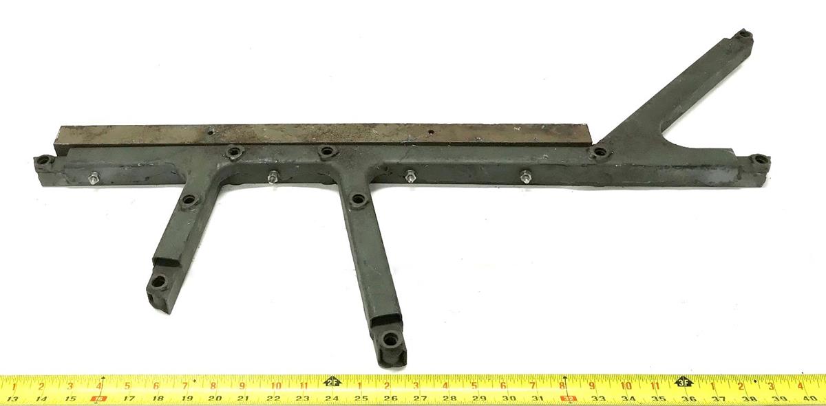 HM-1067 | HM-1067  Weapon Station Tray Tube With Mounting Bracket HMMWV (1).jpg