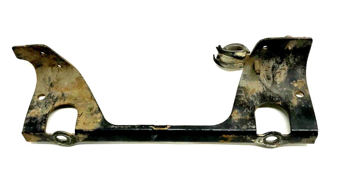 HM-1103 | HM-1103 6.2L Fuel Injection Line Bracket HMMWV  (1)(USED).jpg