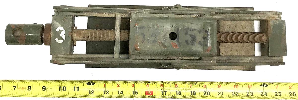 HM-1292 | HM-1292  Scissor Jack HMMWV (6).jpg