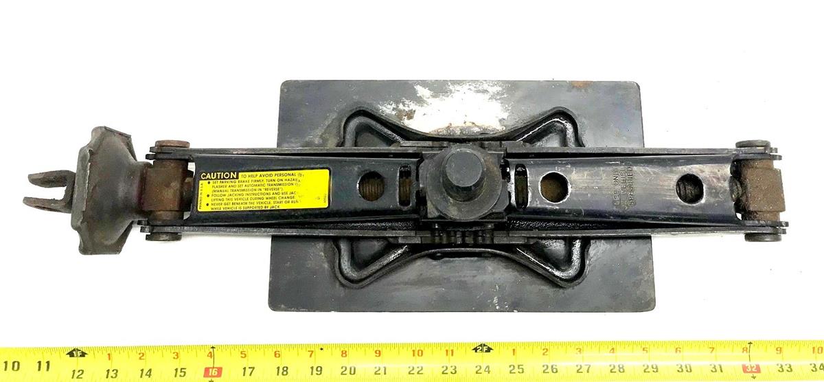 HM-1319 | HM-1319 17'' Jack Hoist Compact Scissor Lift HMMWV (4).jpg