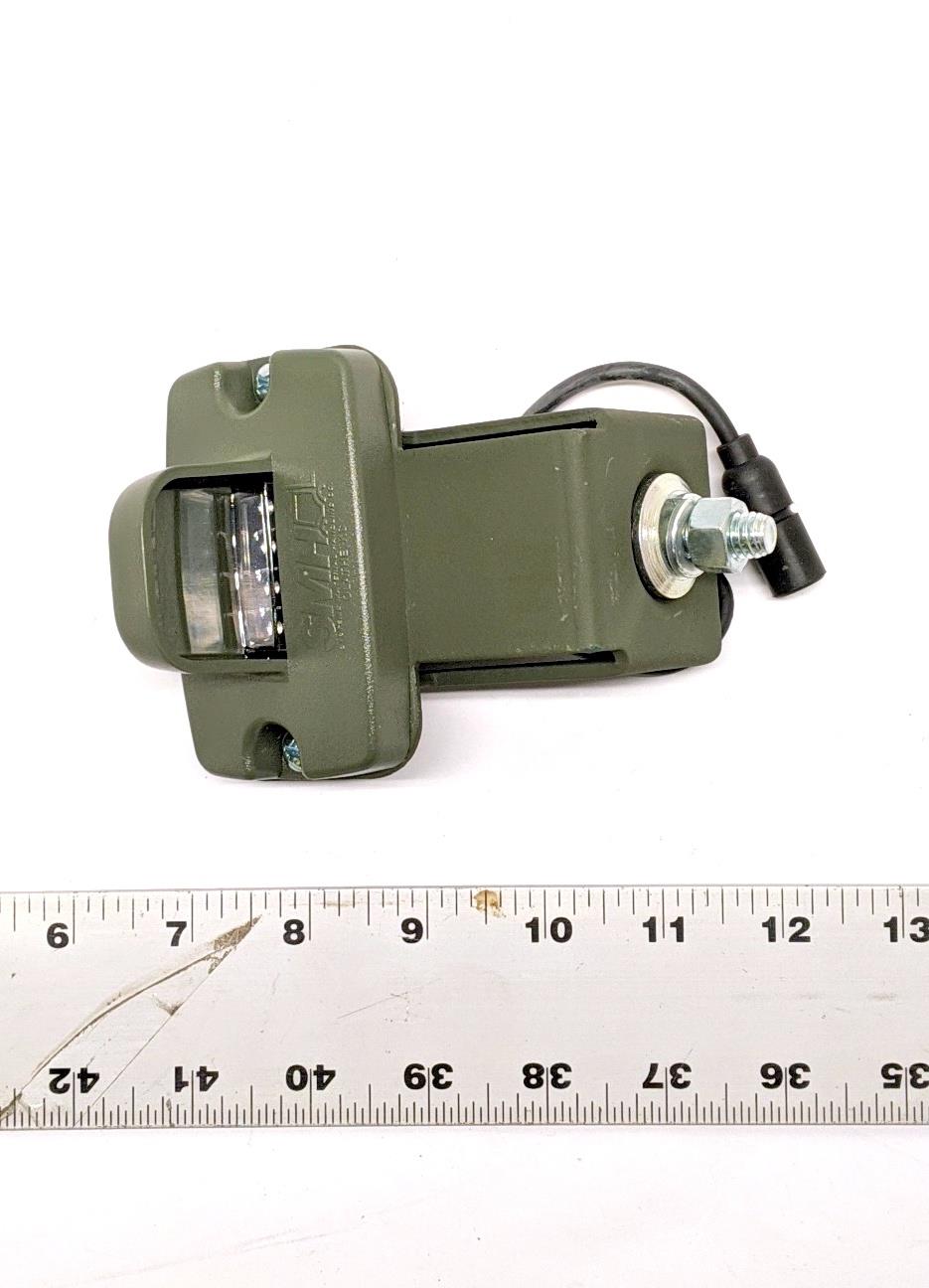 HM-1846 | HM-1846  Led Black Out Light 10-30 Volts HMMWV (4).jpg