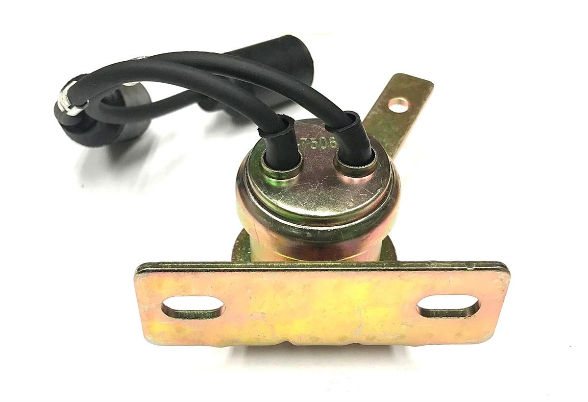 HM-274 | HM-274 HMMWV Brake Light Switch (6) (Large).JPG