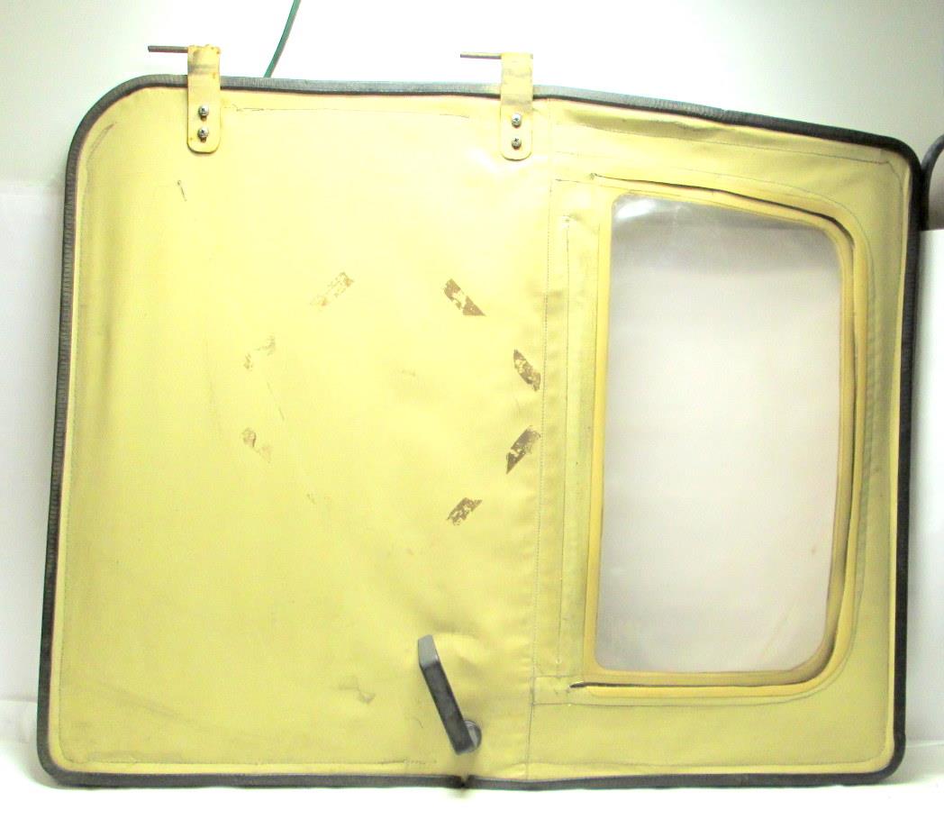 HM-524 | HM-524 Left Front Driver Side Tan Vinyl Soft Door HMMWV Update (4).JPG