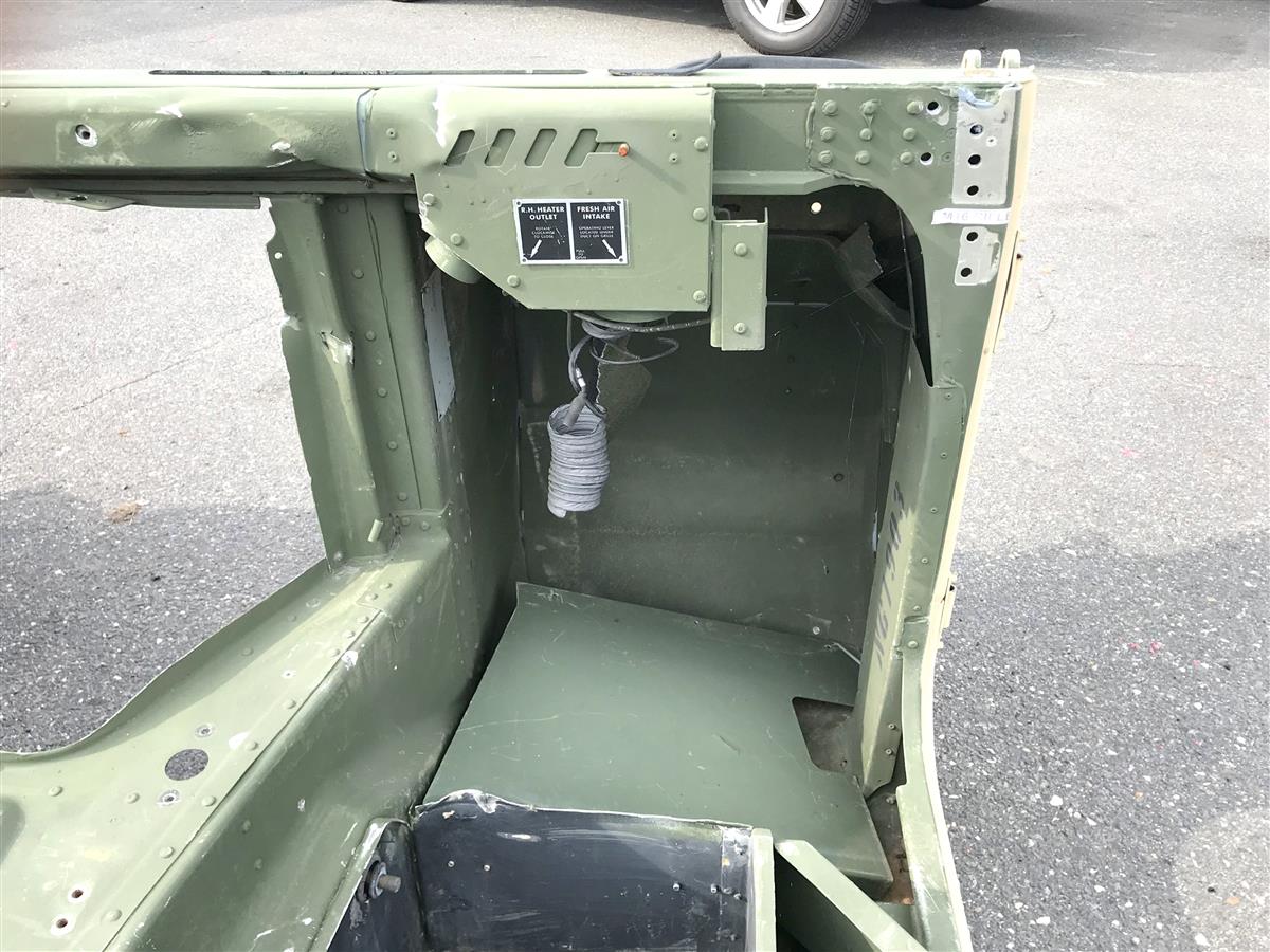 HM-990 | HM-990  HMMWV M1121 Truck Utility Tow Utility Tow Carr, ARMD 1 14 4X4 (11).JPG