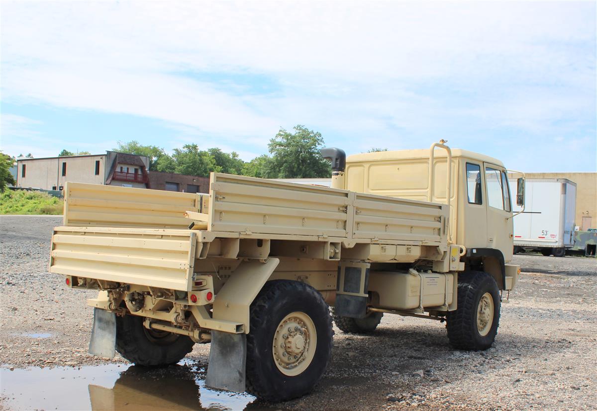 T-07282023-17 | M1078 FMTV 2 12 Ton Cargo Truck  (5).JPG