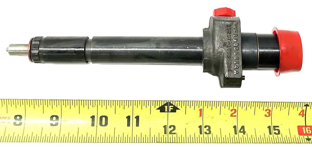 M35-241 | M35-241  Multi-FuelDiesel Engine Fuel Injector (4).jpeg