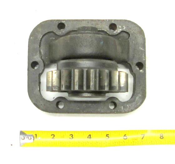 M9-1811 | M9-1811 PTO Mechanical Drive Housing With Gear Spur M916 M917 M920 (2).JPG