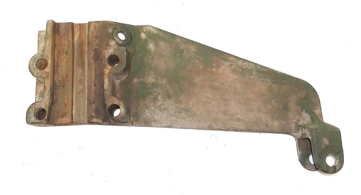 MA3-704 | MA3-704 Steering Assist Bracket USED (1) (Large).JPG