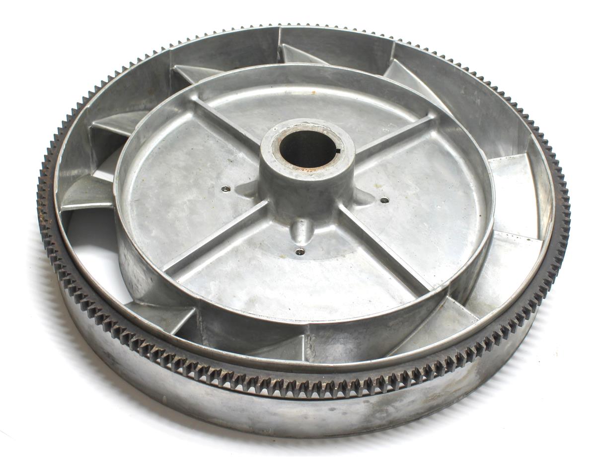 MSE-161 | MSE-161  Fly Wheel 10 HP Engine 2A042-2  (4).JPG