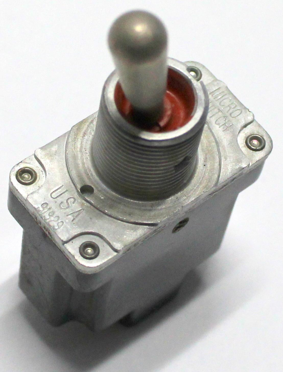 MSE-199 | MSE-199  Micro Starter Switch Military Standard Gasoline Engine 4A032 (8).JPG