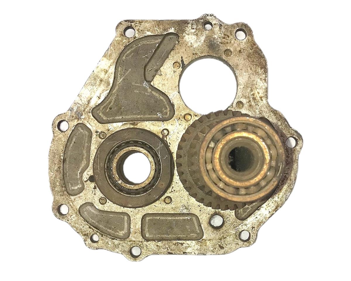 MU-379 | MU-379 Transmission End Case Cover with Main Drive Gear (7) (Large).jpg