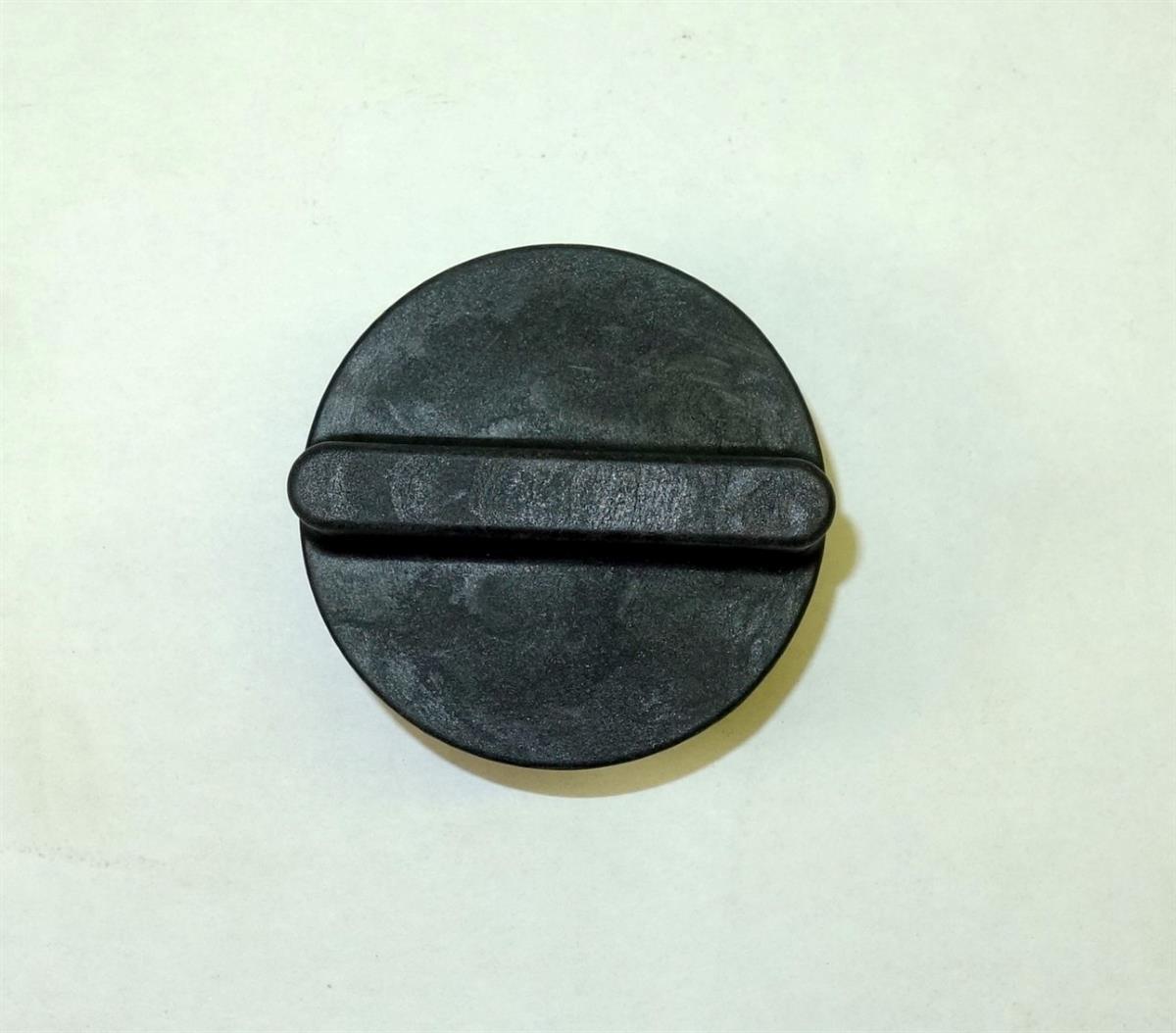 9M-833 | Oil Cap for M939A2 Series 5-Ton trucks (13) (Large).JPG