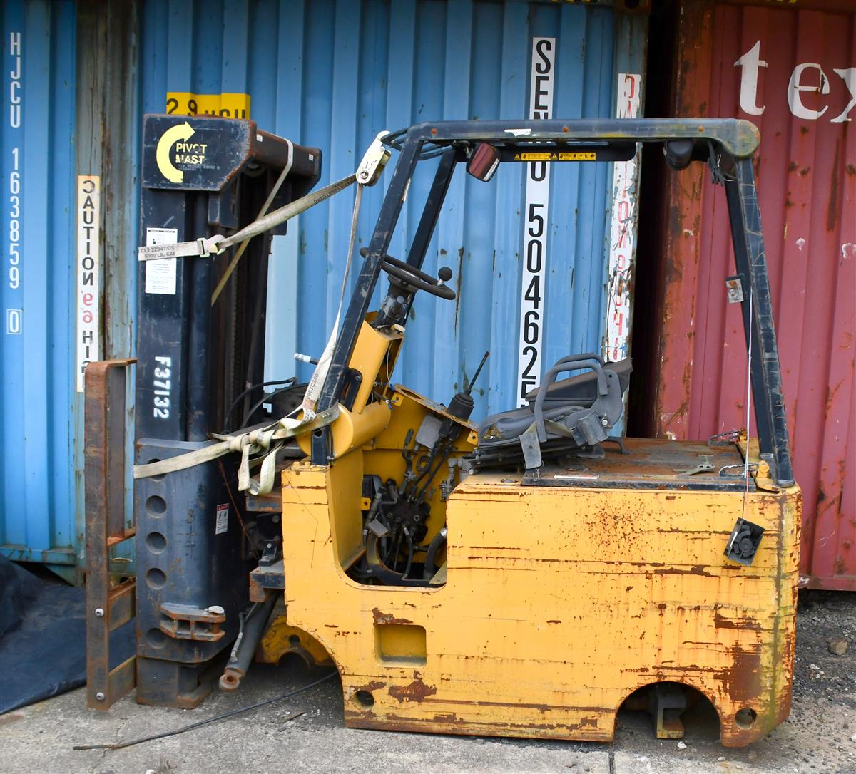 SP-3161 | Parts Fork Truck  (2).JPG