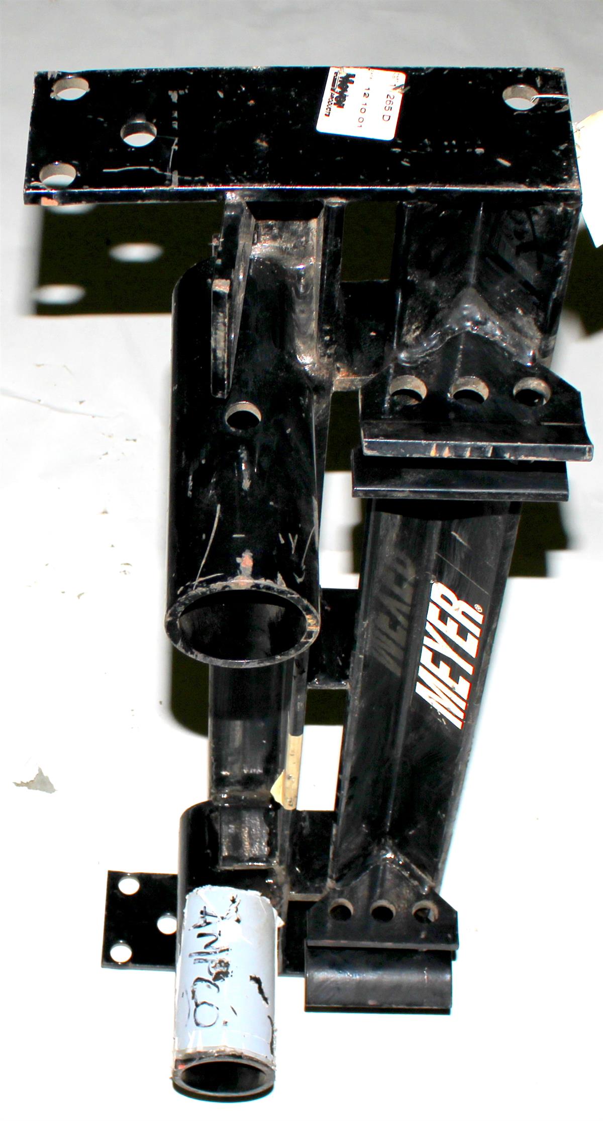 SNOW-077 | SNOW-077 Meyer 4x4 Chevy GMC Classic Mount Clevis Frame Meyer Snow Plow  (17).JPG