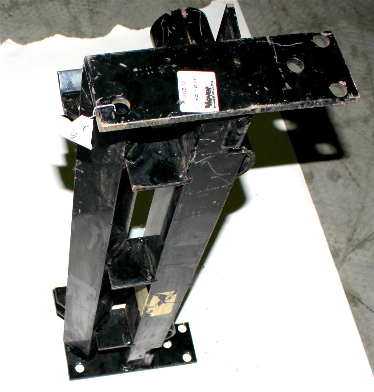 SNOW-077 | SNOW-077 Meyer 4x4 Chevy GMC Classic Mount Clevis Frame Meyer Snow Plow  (18).JPG