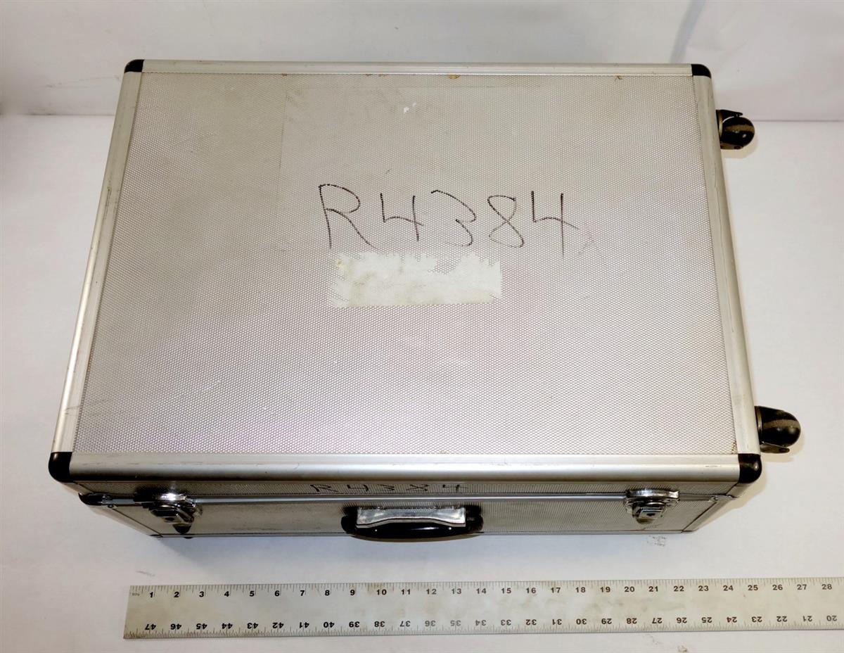 SP-1941 | SP-1941  Micro Surgery Electronic Operation Microscope Model SXP-1B with Light and Carrying Case USED (4).JPG