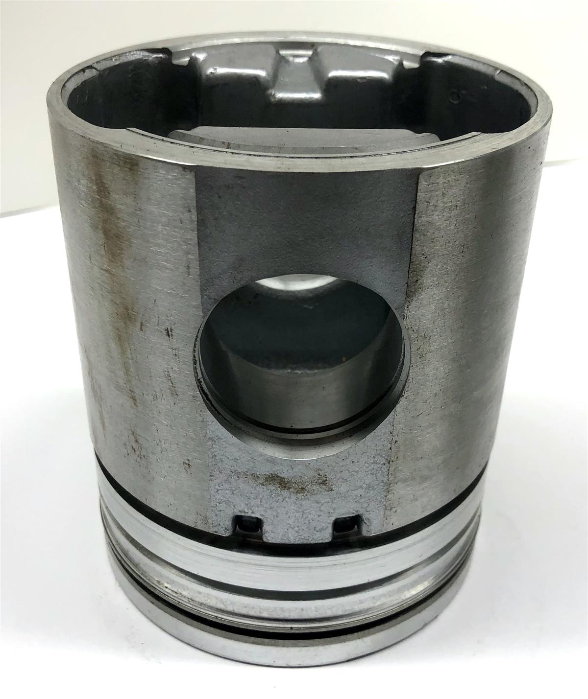 SP-2719 | SP-2719 Navistar International Piston and Sleeve Kit (3).JPG