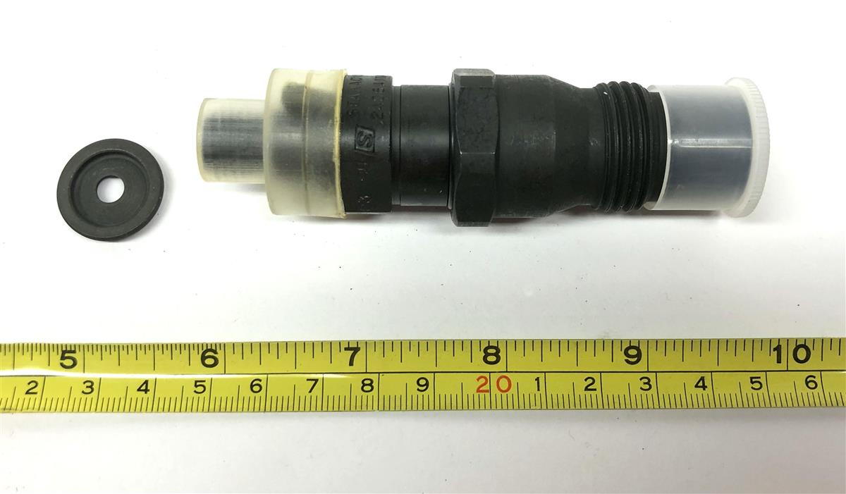 SP-2722 | SP-2722 Wisconsin Fuel Injector Nozzle and Kit (1).JPG