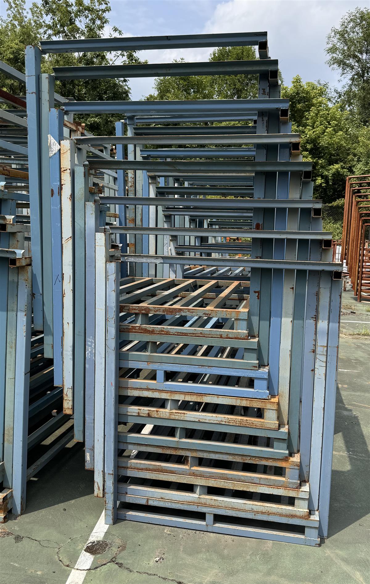 SP-403 | SP-403  Portable Stack Rack Nesting Pallet Stacker Rack Warehouse Blue 3k Cap (3).jpg