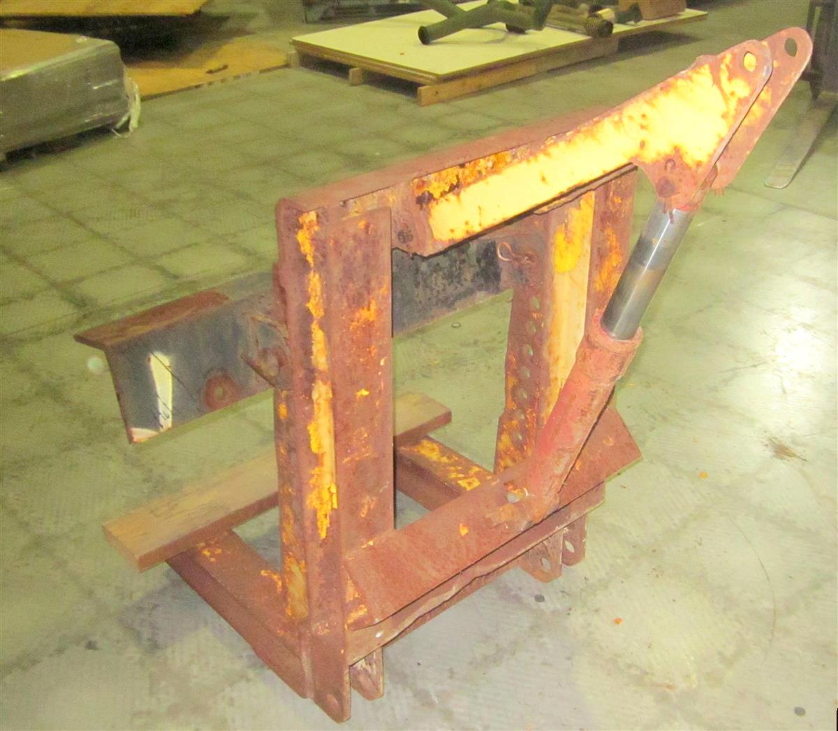 SNOW-014 | Snow Plow Medium Duty Frame Mount (3).JPG